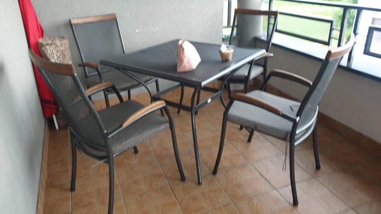 Lukavica Apartman Ellye מראה חיצוני תמונה
