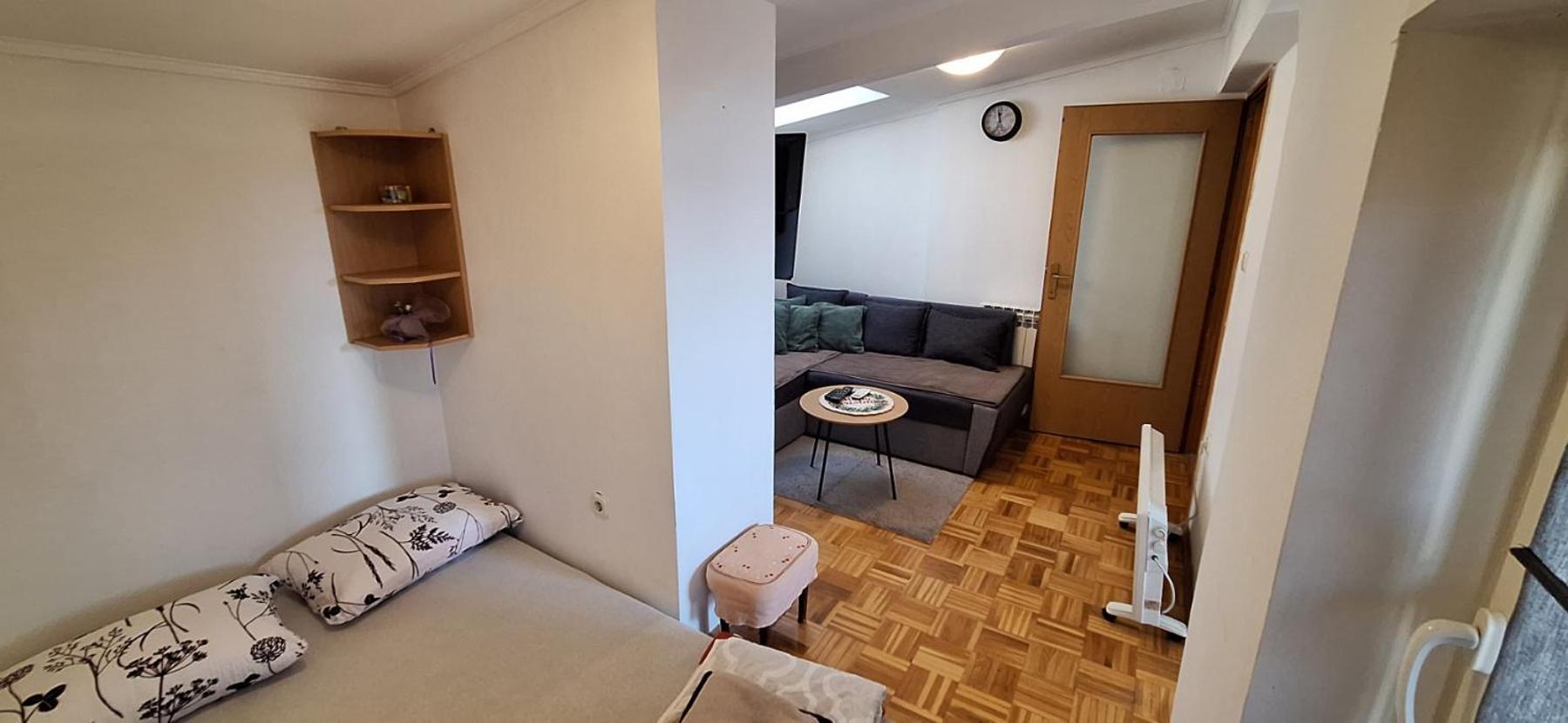 Lukavica Apartman Ellye מראה חיצוני תמונה